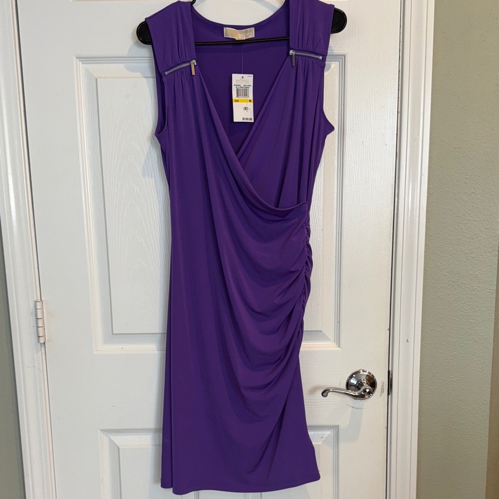 Michael Michael Kors NWT. Purple Stretch Dress Size Medium Super